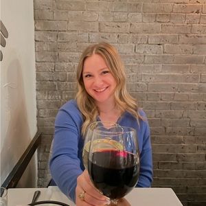 Meet your Posher, Taylor